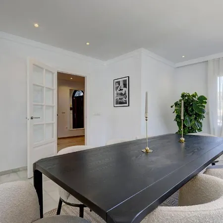 Stunning 5 Bedroom In Puerto Banus With Pool Marbella