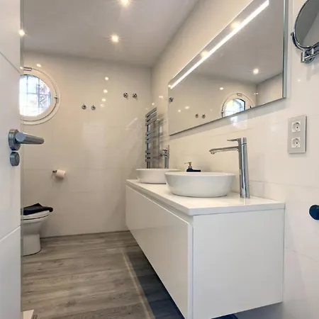 Willa Stunning 5 Bedroom In Puerto Banus With Pool Marbella