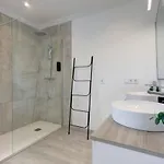 Stunning 5 Bedroom In Puerto Banus With Pool Villa *