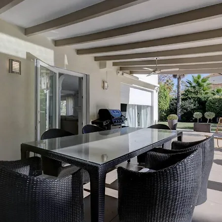 Stunning 5 Bedroom In Puerto Banus With Pool Marbella