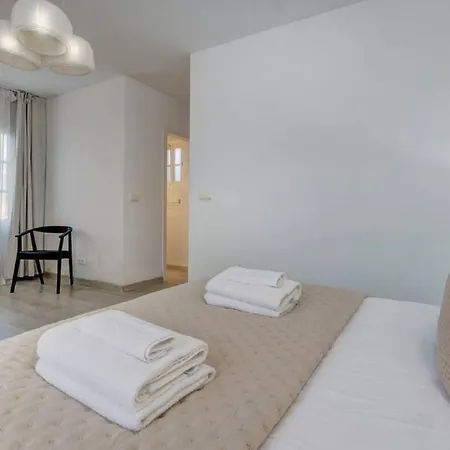 Willa Stunning 5 Bedroom In Puerto Banus With Pool *