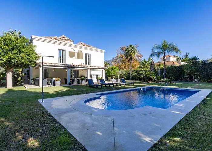 Villa Stunning 5 Bedroom In Puerto Banus With Pool Marbella